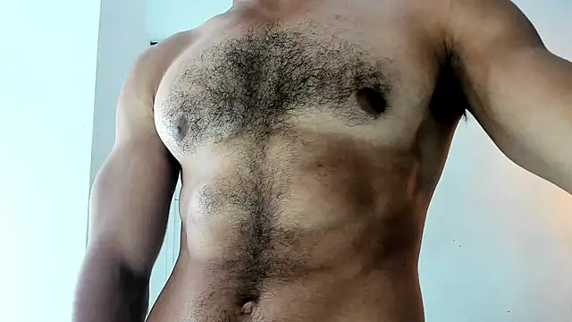 latinhotmuscle online show from 12/14/25, 08:20