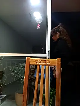 Vikyvoyeur online show from 10/25/25, 03:14