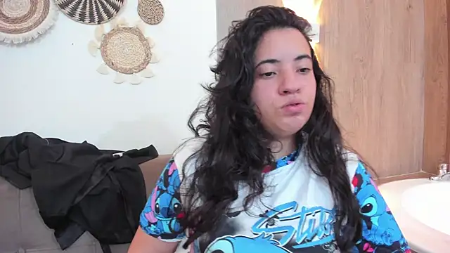 Nicol Chang online show from 02/24/26, 08:51