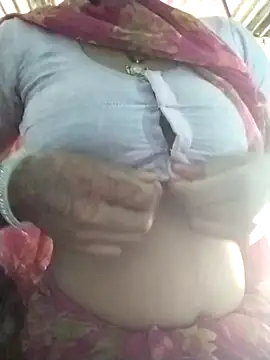 Hot-qwer online show from 02/14/26, 04:42