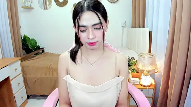 Snapshot of joyfulmartinaa chatting on 09/24/25, 02:20 joyfulmartinaa online show from 09/24/25, 02:20