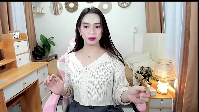 Snapshot of joyfulmartinaa chatting on 10/07/25, 02:36 joyfulmartinaa online show from 10/07/25, 02:36