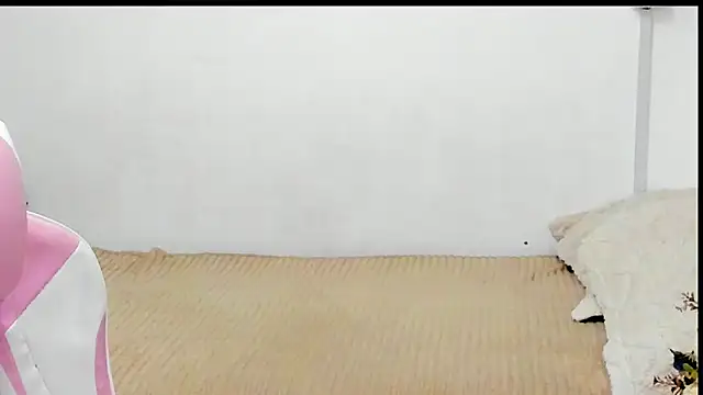 Snapshot of joyfulmartinaa chatting on 10/10/25, 12:48 joyfulmartinaa online show from 10/10/25, 12:48