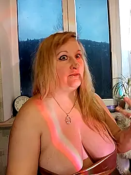 XHelenaX90 online show from 02/18/26, 03:19