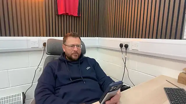 bilf1978 online show from 03/05/26, 07:48