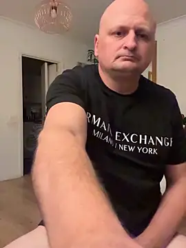 Snapshot of Attila120 chatting on 10/25/25, 06:02 Attila120 online show from 10/25/25, 06:02