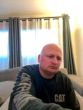 Snapshot of Attila120 chatting on 11/21/25, 07:40 Attila120 online show from 11/21/25, 07:40