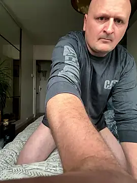 Snapshot of Attila120 chatting on 01/18/26, 09:13 Attila120 online show from 01/18/26, 09:13