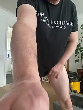 Snapshot of Attila120 chatting on 03/13/26, 07:48 Attila120 online show from 03/13/26, 07:48