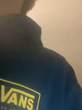 Snapshot of XanderOzzz chatting on 10/27/25, 04:38 XanderOzzz online show from 10/27/25, 04:38