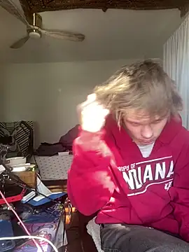 Snapshot of XanderOzzz chatting on 02/13/26, 07:21 XanderOzzz online show from 02/13/26, 07:21