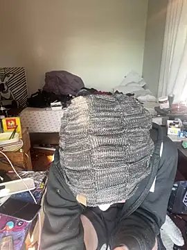 Snapshot of XanderOzzz chatting on 02/16/26, 06:59 XanderOzzz online show from 02/16/26, 06:59