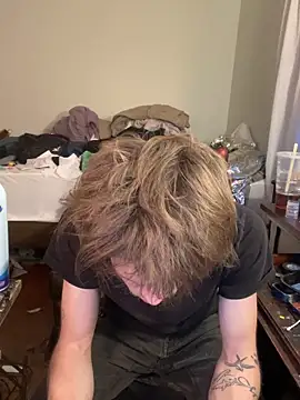 Snapshot of XanderOzzz chatting on 04/14/26, 12:16 XanderOzzz online show from 04/14/26, 12:16