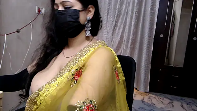 Snapshot of sexy_indianboobs chatting on 06/02/26, 09:50 sexy indianboobs online show from 06/02/26, 09:50