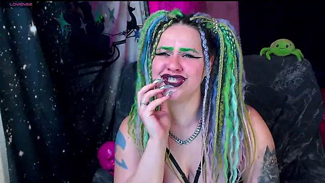 Snapshot of NeonNectar_ chatting on 01/16/26, 06:34 NeonNectar online show from 01/16/26, 06:34