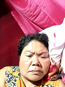 Mari fvcks online show from 10/12/25, 09:58