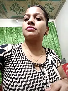 Snapshot of Payel_50 chatting on 06/11/26, 06:39 Payel 50 online show from 06/11/26, 06:39