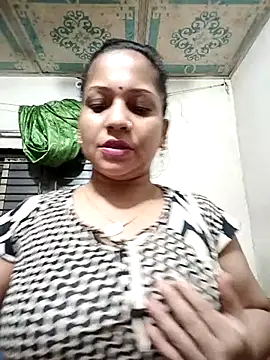 Snapshot of Payel_50 chatting on 07/06/26, 04:42 Payel 50 online show from 07/06/26, 04:42