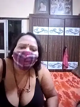 LoveOnStream online show from 02/28/26, 10:27