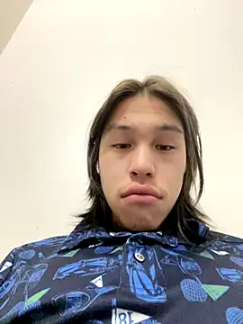 heytherepeoples717 online show from 10/27/25, 02:54