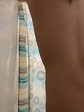 heytherepeoples717 online show from 12/05/25, 05:27