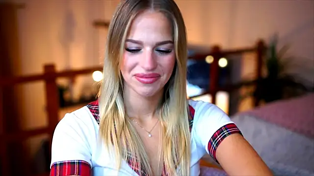 Emilyvanroessel online show from 11/28/25, 05:37