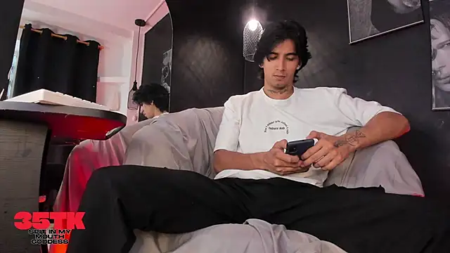 jett savage online show from 11/25/25, 02:39