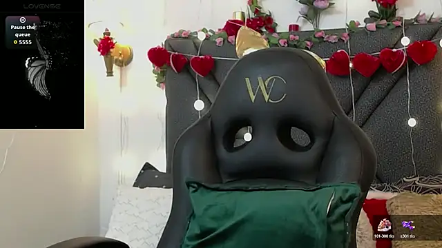 IndraKaur  online show from 03/28/26, 12:05