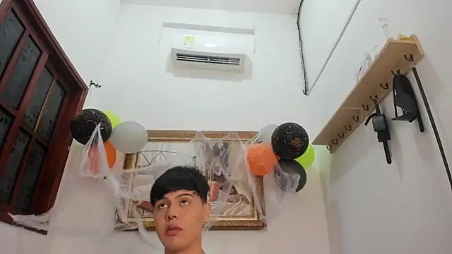 Felipe Cold online show from 10/31/25, 01:50