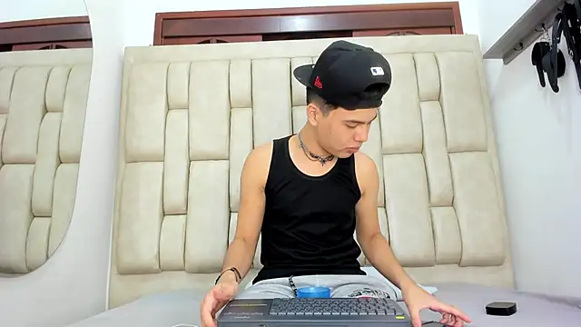 Felipe Cold online show from 11/20/25, 02:45