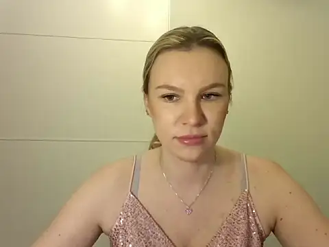 Snapshot of SadieBrilliance chatting on 10/15/25, 06:08 SadieBrilliance online show from 10/15/25, 06:08