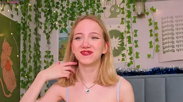 EmmaNovak online show from 01/06/26, 01:04