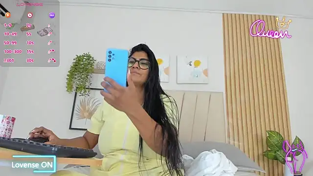  Miaa khalifa  online show from 06/12/26, 12:26