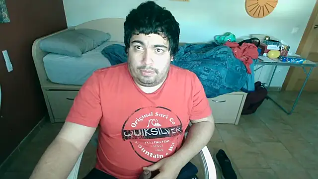 Snapshot of Martigato3 chatting on 05/17/26, 08:23 Martigato3 online show from 05/17/26, 08:23