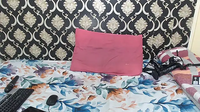 ExoticCandyx online show from 11/22/25, 08:24