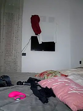 amalia202555 online show from 11/18/25, 01:04