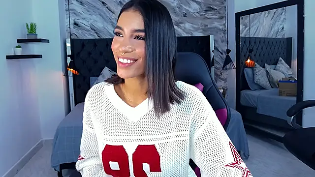 Snapshot of kitty_collins_ chatting on 05/04/26, 12:12 kitty collins online show from 05/04/26, 12:12