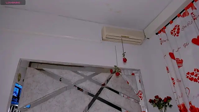 ThiccyLexxy online show from 09/30/25, 04:12