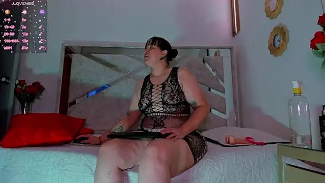 ThiccyLexxy online show from 11/19/25, 12:16