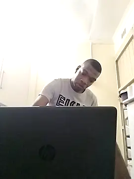 Snapshot of TmanZim2025 chatting on 09/15/25, 06:08 TmanZim2025 online show from 09/15/25, 06:08