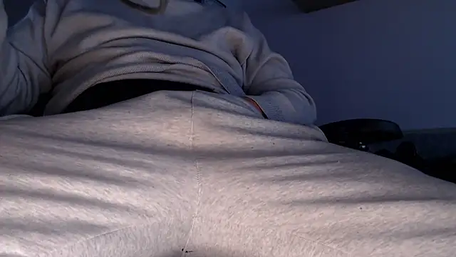 Snapshot of Saturnoxzx chatting on 03/09/26, 02:54 Saturnoxzx online show from 03/09/26, 02:54