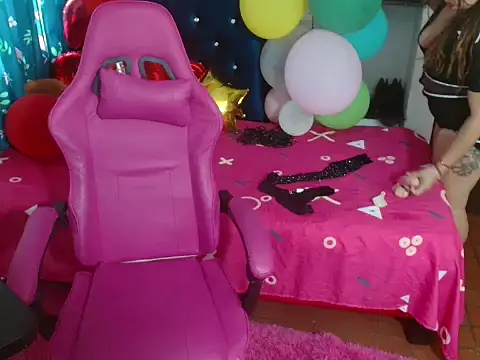 Snapshot of rous-kinky chatting on 09/26/25, 08:46 rous-kinky online show from 09/26/25, 08:46