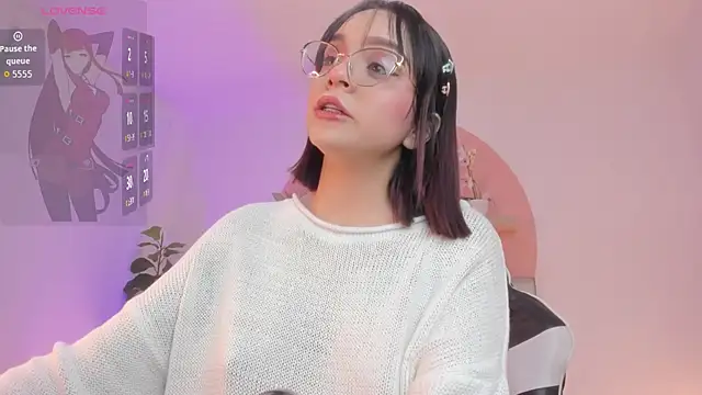 Clara Luu online show from 07/10/26, 03:00