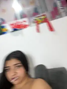 Isaa-Sweet online show from 09/18/25, 06:43