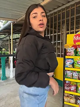 Isaa-Sweet online show from 11/28/25, 11:13