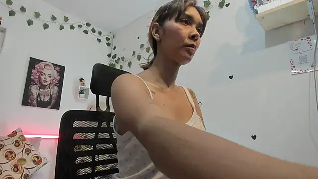 Snapshot of anastasia_tuya chatting on 02/09/26, 01:59 anastasia tuya online show from 02/09/26, 01:59