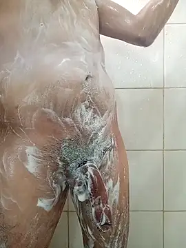 AtraCTiVoSiNguLaR online show from 09/30/25, 02:00