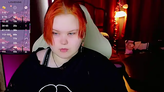 fillisfox  online show from 04/22/26, 11:01
