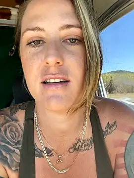 OdetteDelane online show from 10/21/25, 02:34