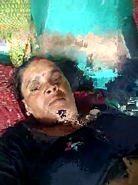 Snapshot of Hot_rewi chatting on 11/02/25, 03:53 Hot rewi online show from 11/02/25, 03:53